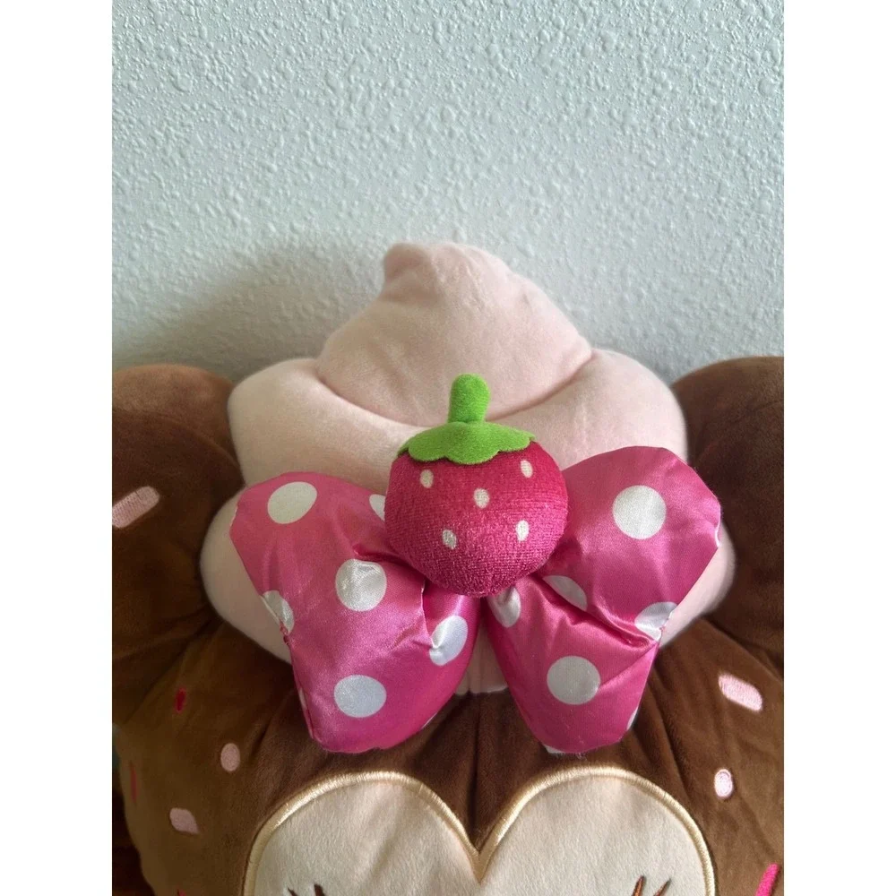 Disney Parks Munchlings Minnie Mouse Strawberry Cupcake Plush Pillow Brown Pink